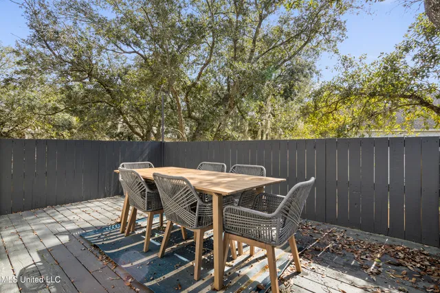 $399,000 | 131 Dogwood Lane, Pass Christian, MS 39571