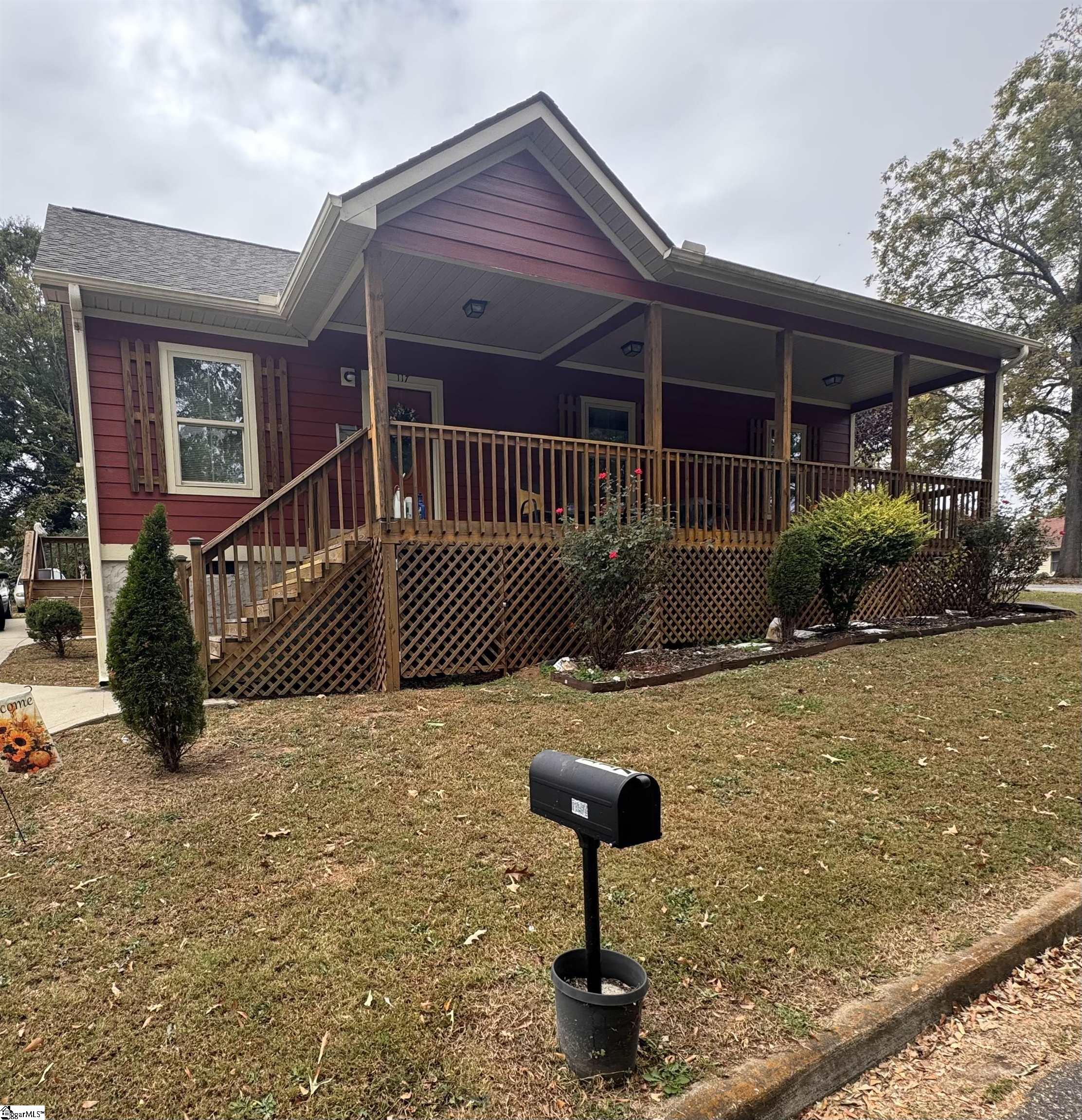 117 Helen Street Spartanburg, SC 29301 - Photo 4 of 7