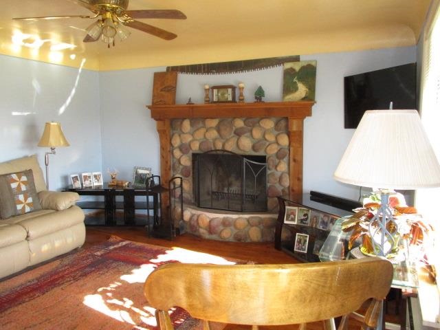 8918 Vassar Road Millington, MI 48746 - Photo 16 of 46 50070922-15.JPG
