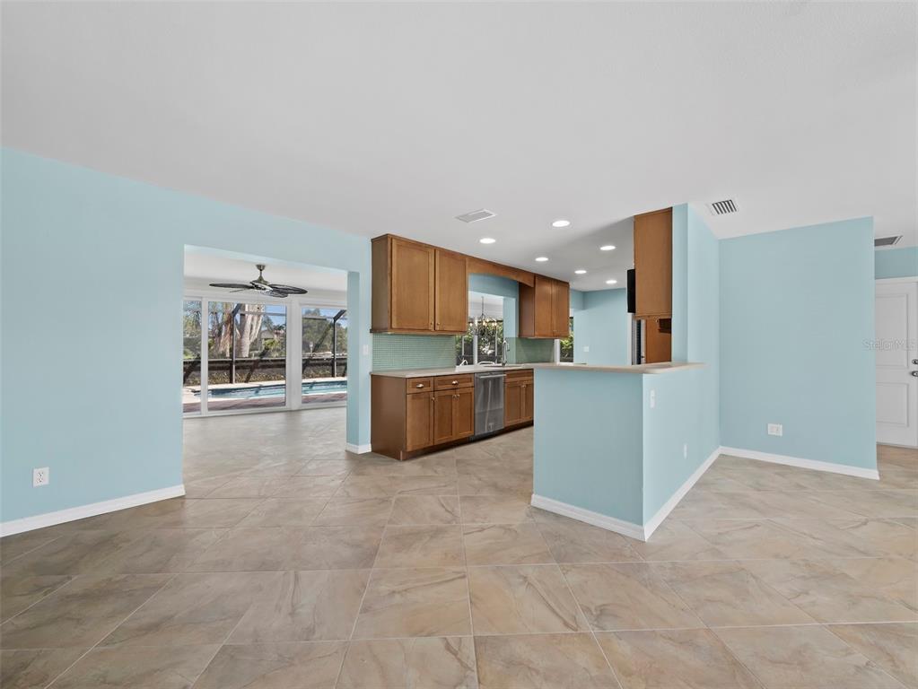 741 Old Compass Road Longboat Key, FL 34228 - Photo 12 of 51