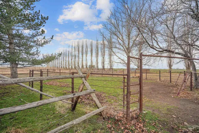 $600,000 | 199 N Highway, Rupert, ID 83350