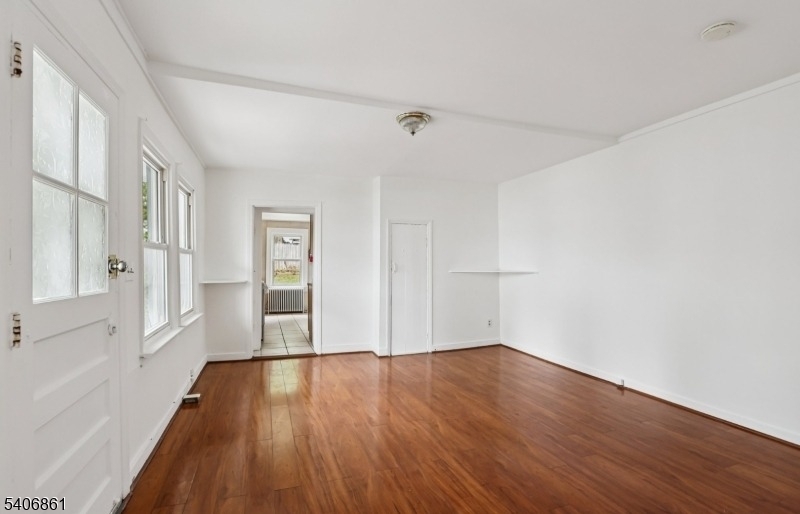 81 Grove Street Somerville, NJ 08876 - Photo 8 of 19