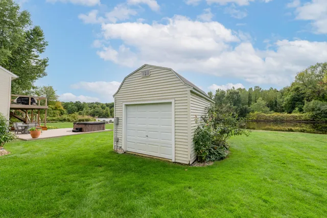 $595,000 | 5916 Preservation Drive, Hamilton, MI 49419