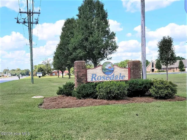 $1,600 | 304 Beech Lane, Washington, NC 27889