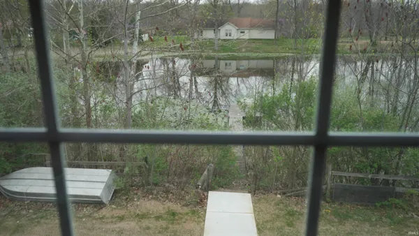 $544,444 | 3650 South Shirey Drive, Mentone, IN 46539