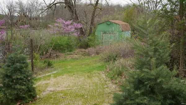 $544,444 | 3650 South Shirey Drive, Mentone, IN 46539