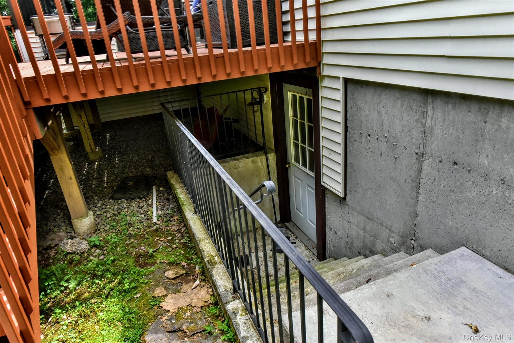 19 Church Road Monsey, NY 10952 - Photo 34 of 40 Walk-out basement