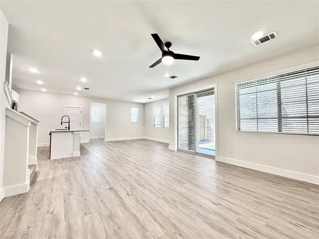 $3,355 | 8749 Scotty's Lk Lane, The Colony, TX 75056