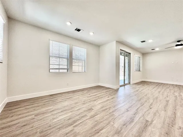 $3,355 | 8749 Scotty's Lk Lane, The Colony, TX 75056