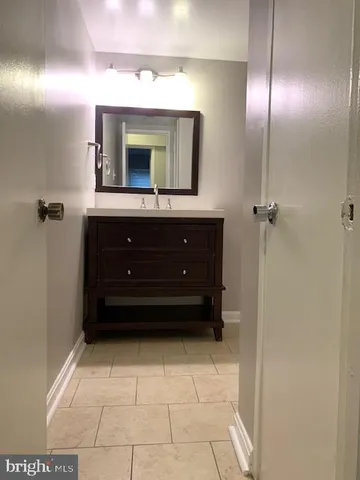 $1,900 | 10243 Prince Place, Unit 28T4, Upper Marlboro, MD 20774