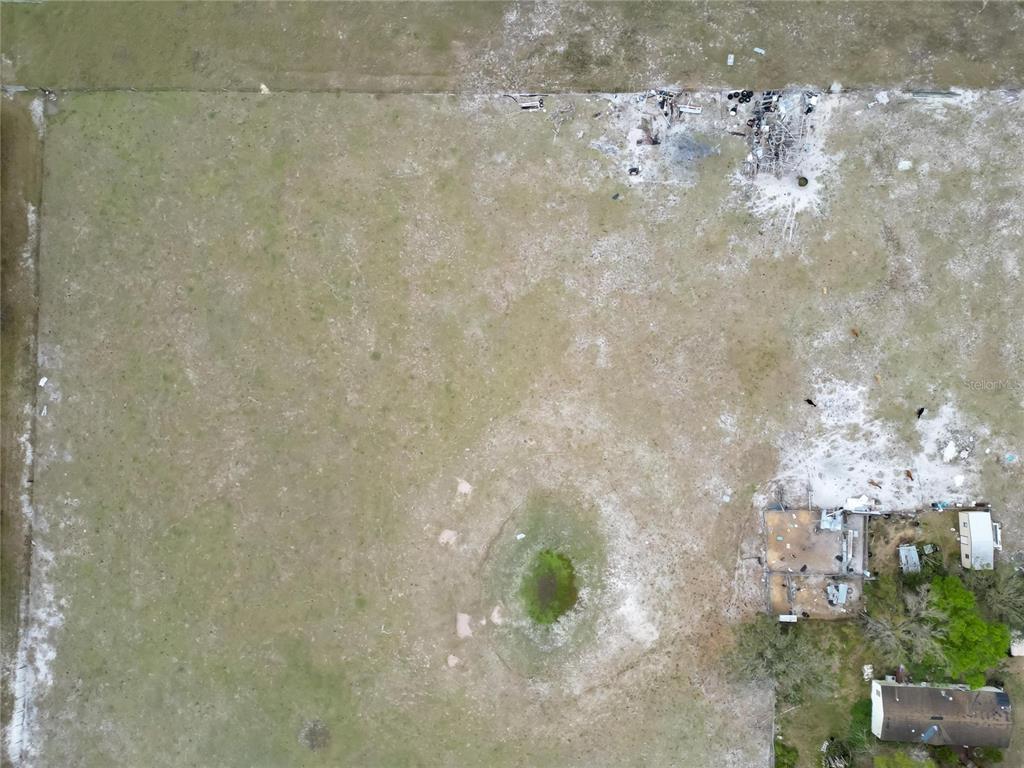 17273 Alderman Turner Road Wimauma, FL 33598 - Photo 53 of 60 a picture of a bathroom with a shower