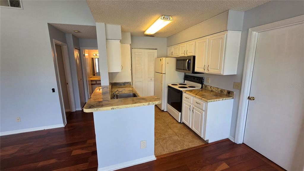 1077 South Hiawassee Road, Unit 824 Orlando, FL 32835 - Photo 10 of 23