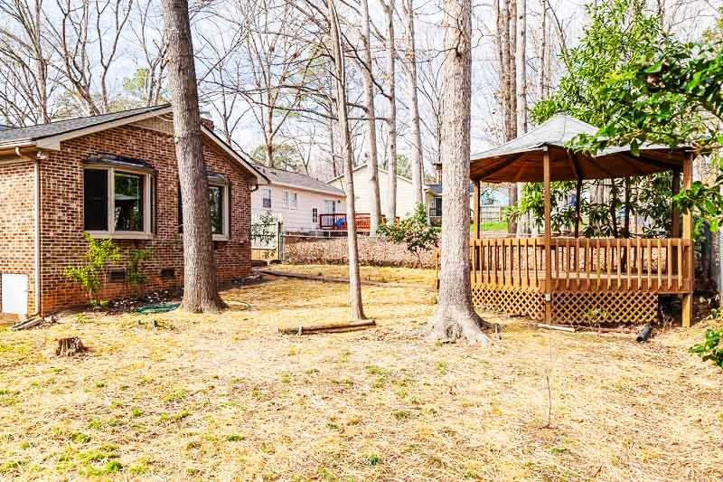 7616 Idolbrook Lane Raleigh, NC 27615 - Photo 25 of 26 Backyard