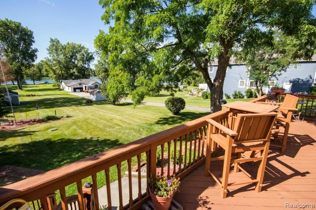 10570 White Lake Road Fenton, MI 48430 - Photo 20 of 51 IMG_0176.jpg