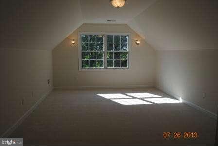 250 Freezeland Loop Road Linden, VA 22642 - Photo 20 of 29 Bedroom