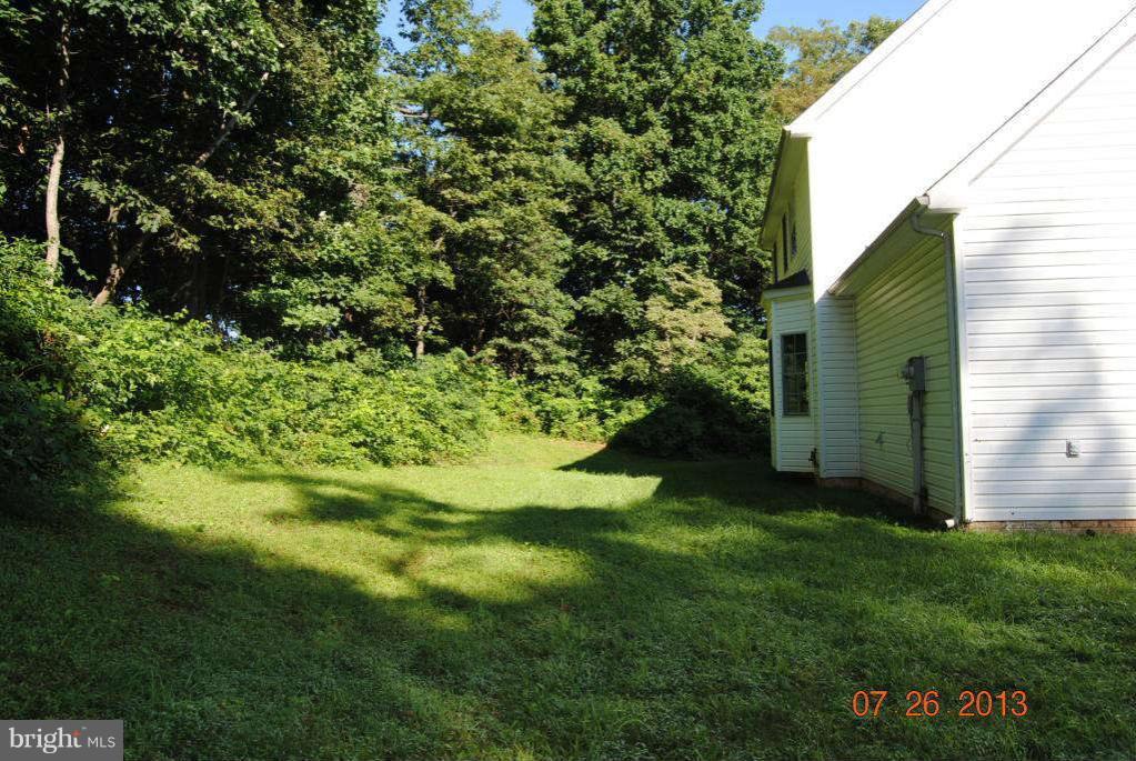 250 Freezeland Loop Road Linden, VA 22642 - Photo 3 of 29 Exterior Rear