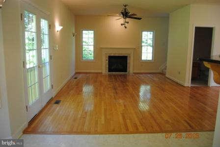 250 Freezeland Loop Road Linden, VA 22642 - Photo 5 of 29 Family Room
