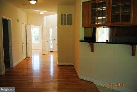 250 Freezeland Loop Road Linden, VA 22642 - Photo 10 of 29 Interior General