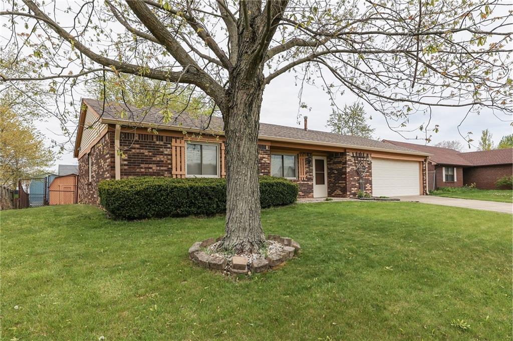 7540 5 Points Road Indianapolis, IN 46259 - Photo 3 of 31 Gallery Image 3