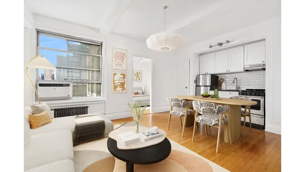 $570,000 | 325 West 45th Street, Unit 820 | Hell's Kitchen