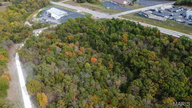 $69,000 | 1600 Hawkwood Trail, De Soto, MO 63020