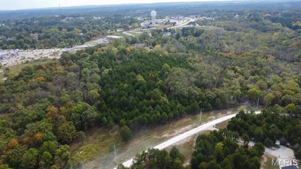 $69,000 | 1600 Hawkwood Trail, De Soto, MO 63020