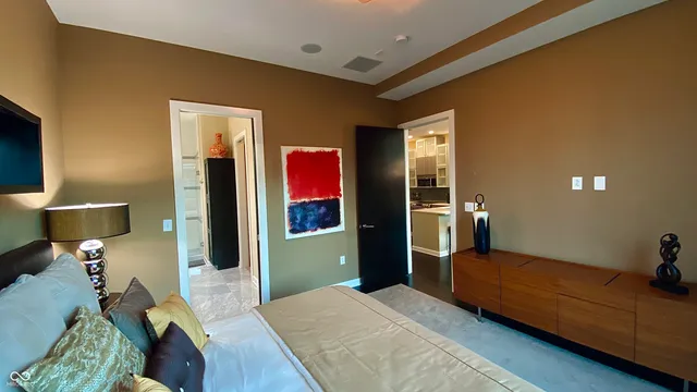 $2,295 | 1 Virginia Avenue, Unit 601, Indianapolis, IN 46204