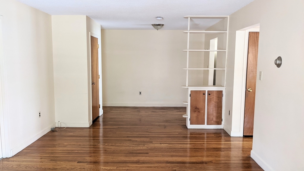 14 Grove Street, Unit 7 Arlington, MA 02476 - Photo 4 of 6