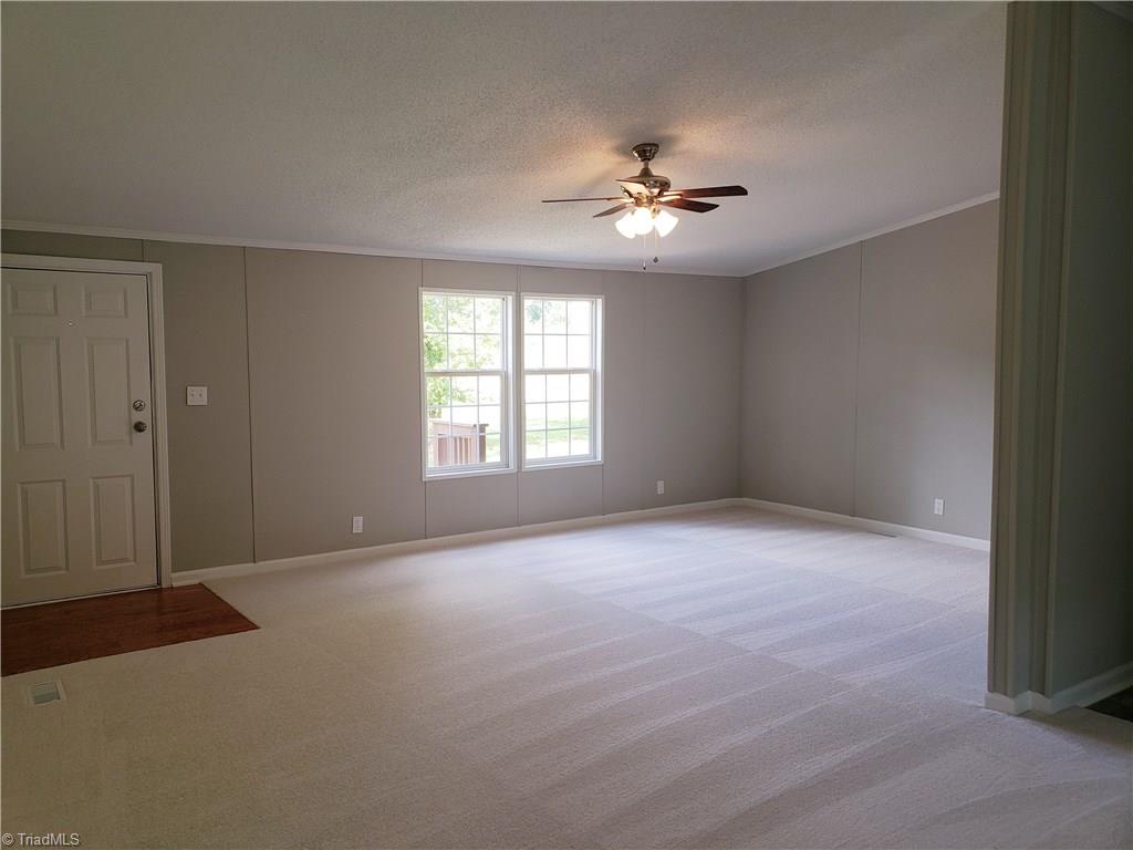 897 Morgan Road Eden, NC 27288 - Photo 4 of 15 Gallery Image 4