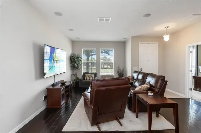 $499,000 | 5217 Creekside Park Avenue, Orlando, FL 32811