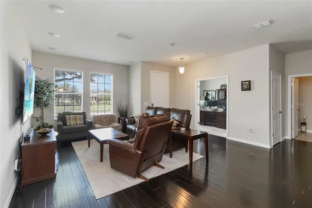 $499,000 | 5217 Creekside Park Avenue, Orlando, FL 32811