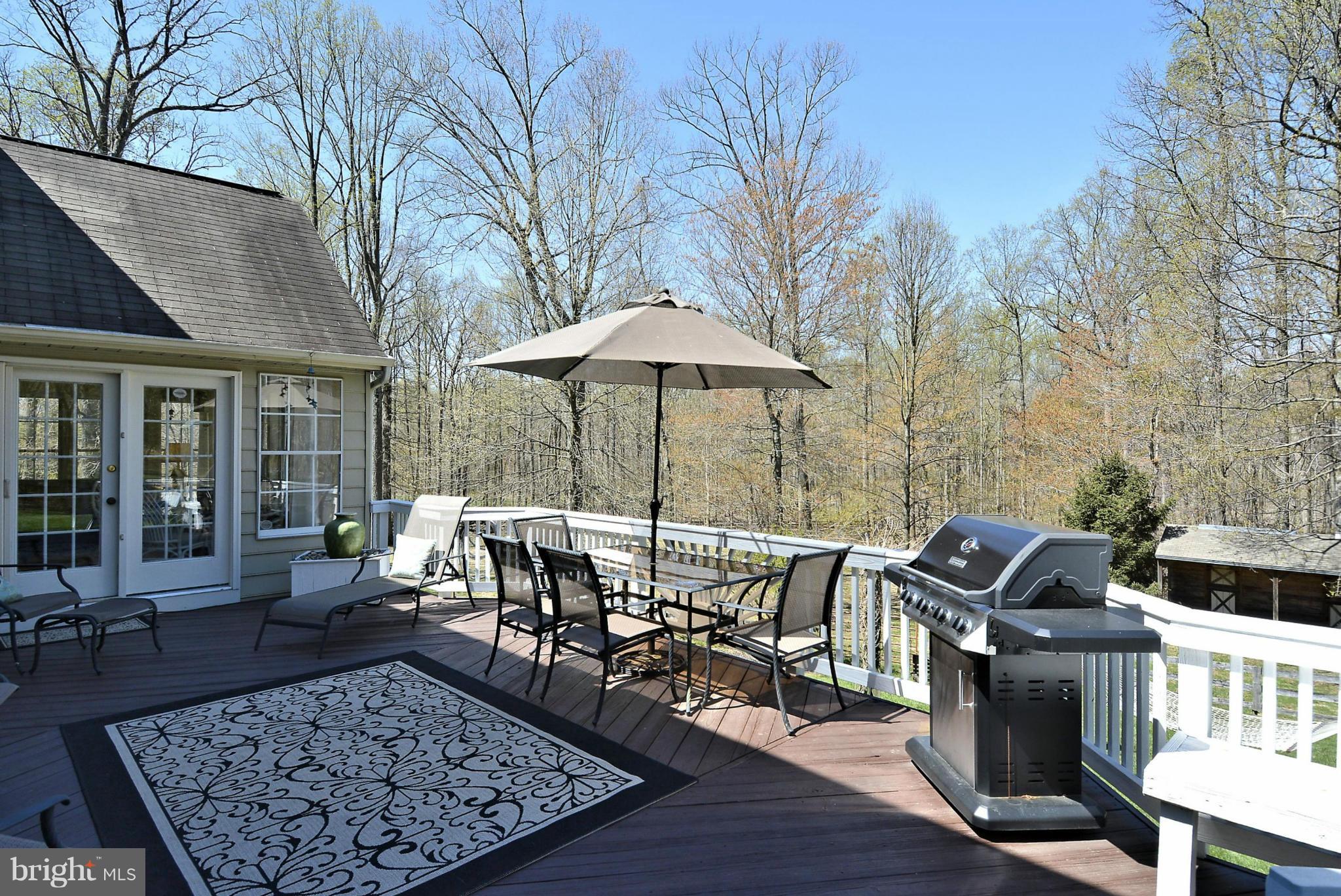 6429 Stream Valley Way Laytonsville, MD 20882 - Photo 14 of 30 Exterior (General)