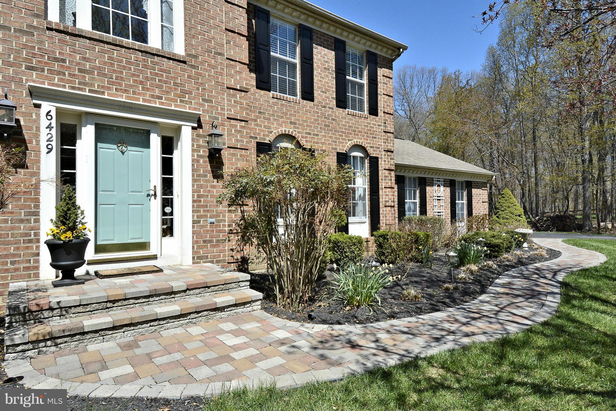 6429 Stream Valley Way Laytonsville, MD 20882 - Photo 3 of 30 Exterior (Front)