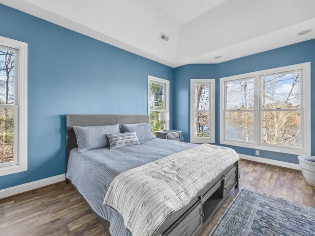 $749,900 | 475 Twin Springs Drive, Spartanburg, SC 29301