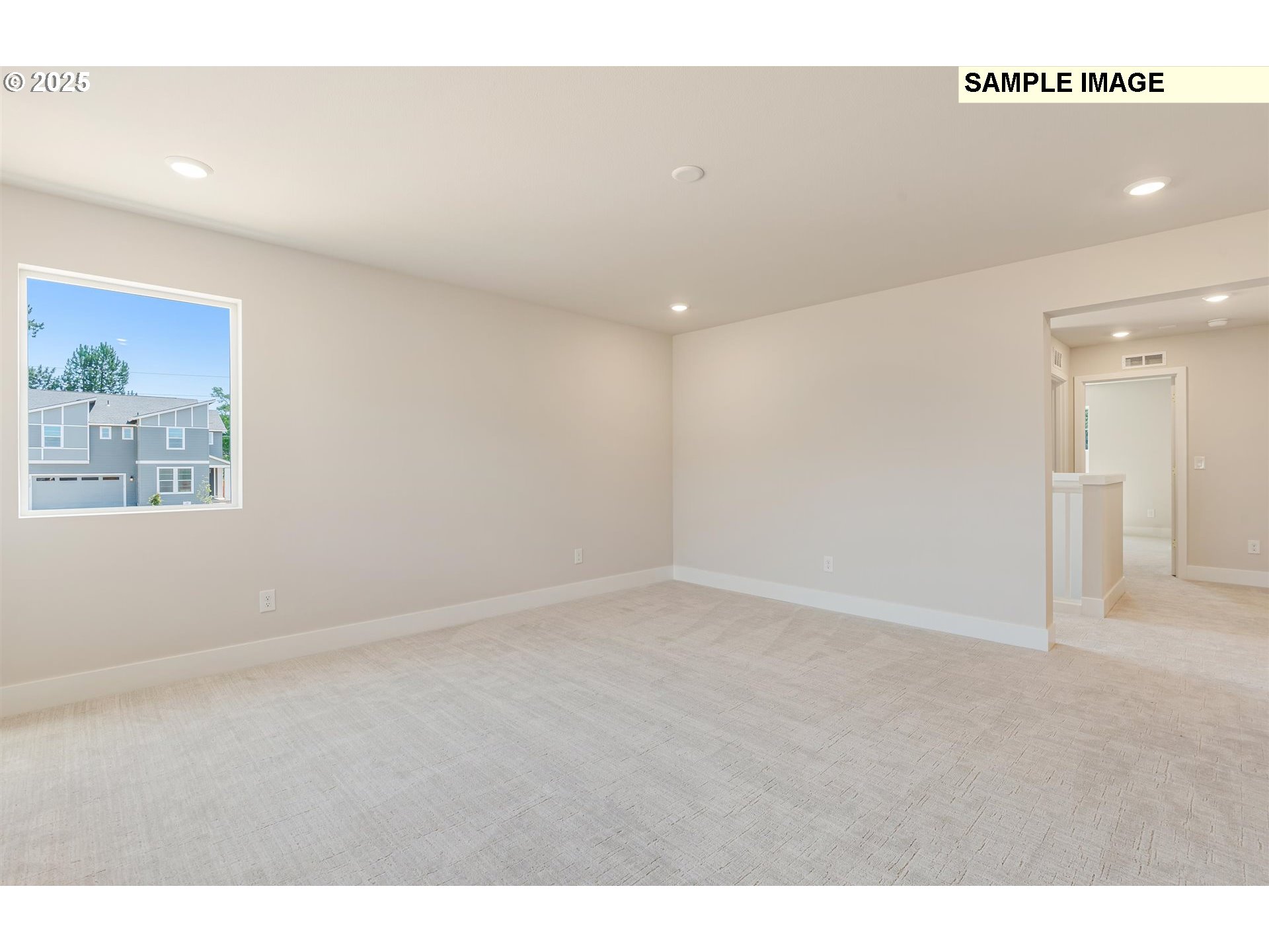 6749 Southwest Windflower Street Wilsonville, OR 97070 - Photo 9 of 33 a view of an empty room