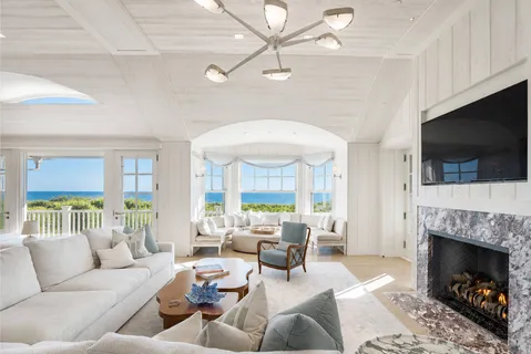 $152,500,000 | 39 Fairfield Pond Lane, Sagaponack, NY 11962
