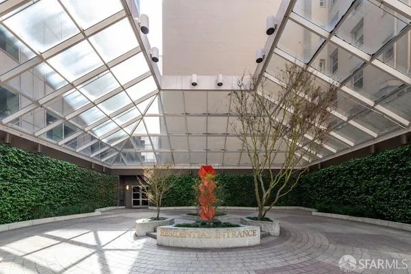 $17,500 | 333 Bush Street, Unit 4006, San Francisco, CA 94104