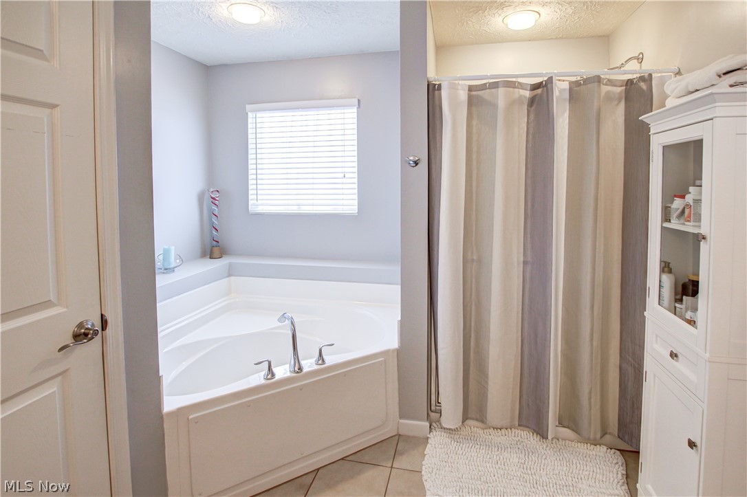 4527 Ridgestone Way Medina, OH 44256 - Photo 20 of 35 Gallery Image 20