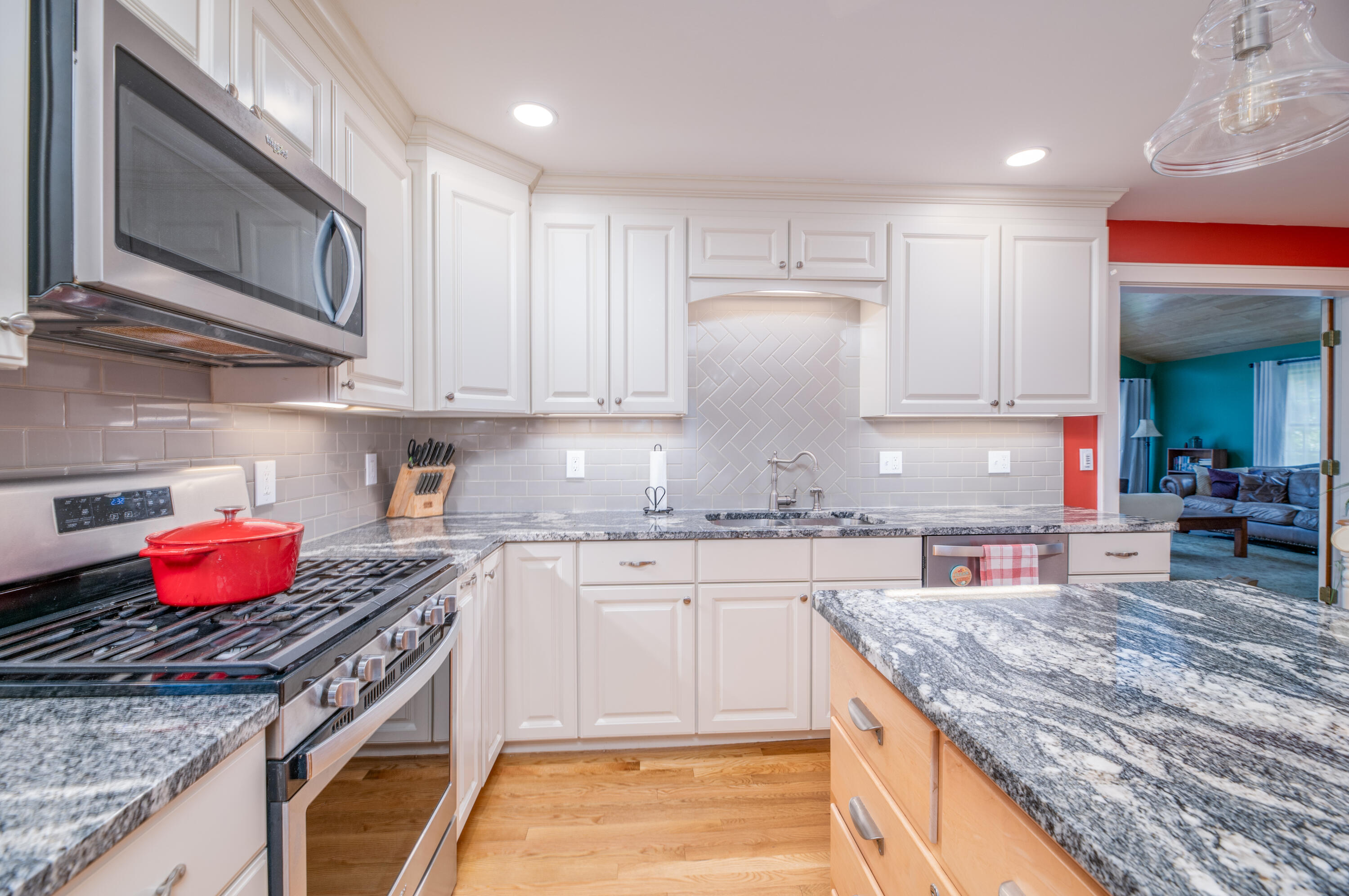 68 Fairview Avenue Augusta, ME 04330 - Photo 7 of 43 Interior20 (1)