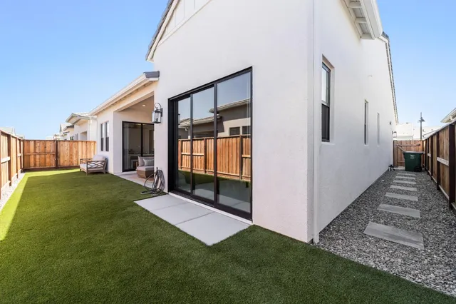 $795,000 | 1871 Snowflower Place, Tracy, CA 95377