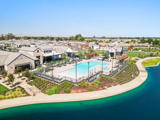 $795,000 | 1871 Snowflower Place, Tracy, CA 95377