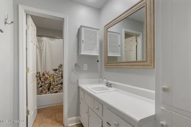 $164,500 | 1233 Linden Place, Jackson, MS 39202