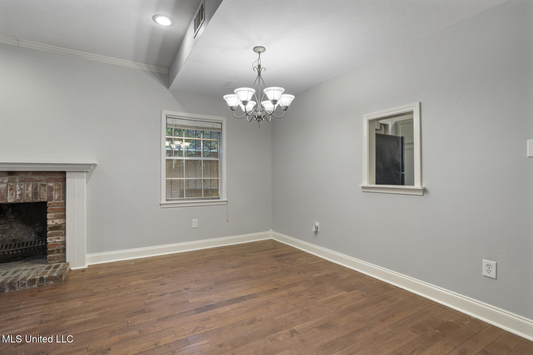 1233 Linden Place Jackson, MS 39202 - Photo 6 of 17 1233 Linden Pl-6