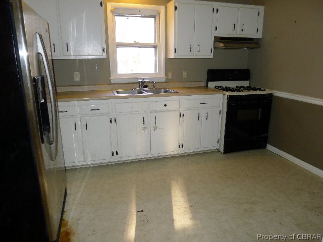 8679 Marlfield Road Gloucester, VA 23061 - Photo 2 of 9
