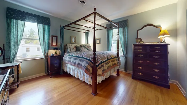 $769,500 | 315 East Union Avenue, Wheaton, IL 60187