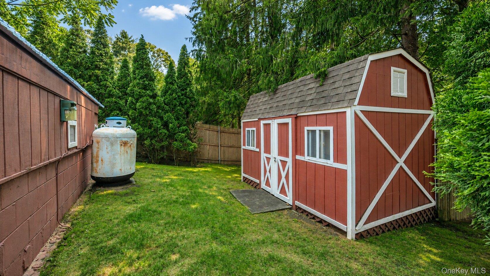 16 Yaphank Middle Island Road Middle Island, NY 11953 - Photo 8 of 32