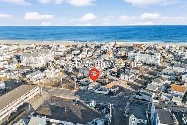 $549,900 | 169 Ashworth Avenue, Hampton, NH 03842