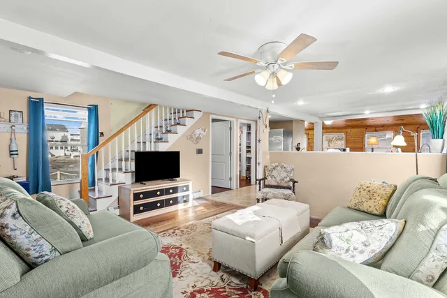 $549,900 | 169 Ashworth Avenue, Hampton, NH 03842