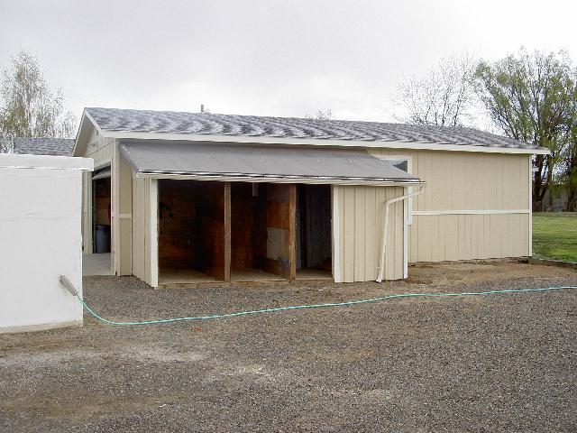6430 Postma Road Yakima, WA 98901 - Photo 22 of 22 a view of a house with a garage