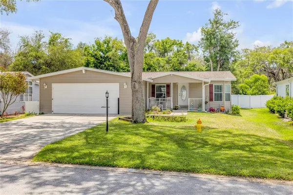 $299,999 | 317 Water Landing Drive, Oak Hill, FL 32759